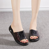 Women Slippers Genuine Leather Shoes Casual Slides Women Summer Shoes Solid Mother Shoes Wedges Flip