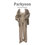 Fongt Version Of The Gentle Wind Set Of Shirts And Bows Knitted Shirt Straight Slacks Three Sets Of Women