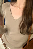 V-Collar Solid Color Long-Sleeved Woolen Blouse A New Style Slim And Slim Sweater In Autumn And Winter-Outfit