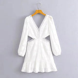 Fongt Break French Elegant Wind 2025 Spring New Fashion Design Deep V Lace Hollow Dress