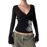 Fongt V-Neck Temperament Retro Print T-Shirt 2025 Autumn New Slim Long-Sleeved Top
