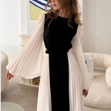 Fongt Women's New Round-Neck Loose Long-Sleeved Elegant Black And White Folded Dress