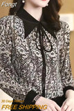 Fashion Peter Pan Collar Long Sleeve Vintage women Blouses 2023 New Office Lady Women's Clothing Korean Top Chic