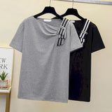 Short-sleeved T Shirts Women Design Sense Niche Tops Summer 2022 Loose Slimming Large Size T-shirt Women's Clothing