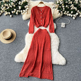 Fongt Wearing A Female Gentle Windy Hooks Long-Sleeved Knitted Shirt + High-Rise Thin Half Skirt