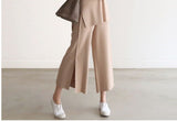 Fongt Wind Knitted Set Of Trousers Autumn New V-Neck Top + Open Wide Leg Pants Fashion Temperament Two-Set
