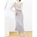 Fongt Three House Folded Annual Round Sleeveless Dress Unique Corrugated Texture Fashion Sense Lazy And Relaxed Wear