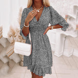 Fongt New Middle Dress Is A Bohemian Print Short Sleeve Floral Dress-Outfit
