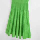 The Spring Of 2024, The New Women's Wear Autumn Green Shoulder-Wiped Dress-Outfit