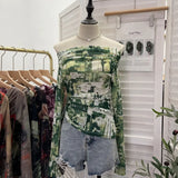 Fongt Graffiti-Printed Shoulder-Threin Mesh Long-Sleeved Blouse Side Drawstring Tethered With Slime T-Shirt 8959