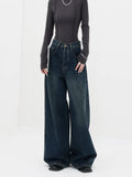 Vintage 90's Blue Wash Baggy Boyfriend Jeans-Outfit