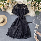 New Spring / Summer Runway Women's Clothings Pleated Stand Collar Short Sleeve Single Breasted Polka Dot Lace