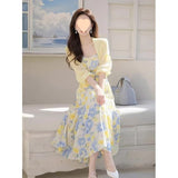 Fongt Dress Women's Summer 202 5 New Slimy Temperament Cardigan + Slings Broken Floral Dress Two Sets