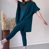 Fongt The Autumn Of 2025, The New Round-Neck Bat Shirt Is A Large-Size Loose Knitted Knitted Casual Two-Piece Set.