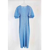 Fongt Folds 2025 New High-Grade Solid-Colored Round Collar Folded Dress Loose Fashion Comfortable Casual Dress