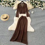 Fongt Wearing A Female Gentle Wind High-End Feeling V-Neck Long-Sleeved Empty Crochet Knitted Half-Dress