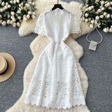 Fongt Squeer Hook Lace Dress Female French Waist Thin Temperament Short-Sleeved Long Dress 2025 Summer