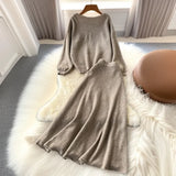 Fongt Windy Woman Languid Languid Breeze With Long-Sleeved Knitted Shirt + High Waist Swing Sweater Half-Dress Skirt