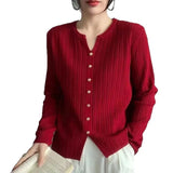 Fongt Design Sweater Coat Wearing Pure Autumn And Winter Korean 2025 Simple Knitted Bottom Shirt Temperament New