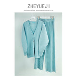Fongt Folded HP Series 2025 Miyake Spring And Autumn Folded Women's Loose Folding Set Top Straight Trousers
