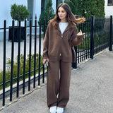 Fongt 2025 New Women's Languiled Collar Knitted Trousers Two-Set
