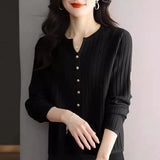 Fongt Design Sweater Coat Wearing Pure Autumn And Winter Korean 2025 Simple Knitted Bottom Shirt Temperament New
