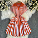 Fongt Retro-Necked Short-Sleeved Striped Knitted Dress Female Waist Temperament Thin A-Word Dress