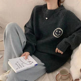 Fongt Department Minority 23 Years Autumn Winter New College Wind Loose Color Smiling Face Sweater Sweater Coat Female-Outfit