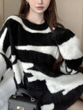 Fongt Wind Bottom Sweater Women's 2025 New Zebra Pattern Loose Retro Trendy Knitted Skirt