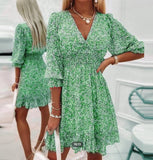 Fongt New Middle Dress Is A Bohemian Print Short Sleeve Floral Dress-Outfit