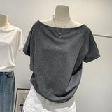 Star Has A Loose Short-Sleeved T-Shirt With Missing Shoulders In The Same Style. The New Beautiful High-End Top In Summer 2024 For