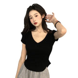 Fongt Desire Wind V Collar Short Sleeved T Shirt Female Summer 2024 New Slim Show Thin Hot Girl Short Irregular Bottom