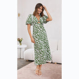 Fongt Fresh And Sweet Wind Print V-Neck A Word Long Dress 23025-Outfit