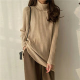 Fongt New Fall / Winter 2023 Retro Lazy Wind Coat With A Long-Sleeved Knit Bottom Turtleneck-Outfit