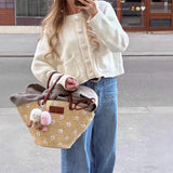 Fongt And Autumn New Word Collar Shoulder Repair With A Short Knitted Sweater