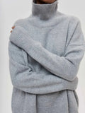 Women Turtleneck Sweater Oversize Long Sleeve Top Autumn Casual Loose Jumper White Thick Warm Knitted Pullovers for Women-Outfit