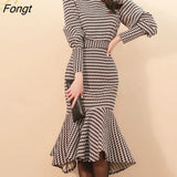 Han Queen 2 Pieces Suit Women 2020 Autumn O-neck Crop Top And Sheath Mermaid Skirts Elegant Slim Plaid Occupation Skirt