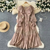 Fongt Retro Design Collar Lotus Side Splicing Single Buckle Horn Lace Lace Waist Dress Woman