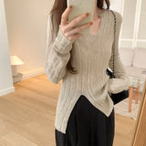 Sense Of Design For A Minority Split Sweater The New Autumn Style Shows A Thin V-Neck Long-Sleeved Blouse.-Outfit