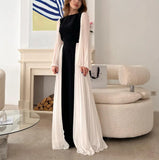 Fongt Women's New Round-Neck Loose Long-Sleeved Elegant Black And White Folded Dress