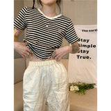 Fongt Striped Short-Sleeved T-Shirt Female Ins Tide Summer 2024 New Korean Version Design Sense Slim Short Student
