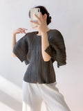 Fongt Folds 2025 Slim Slim Sleeve Coat Loose Temperament Folded Zipper Short-Sleeved T-Shirt Top