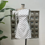 Literary And Artistic Self-Sense Design 2025 Pop Wave Point Oblique Shoulder Tie Bow Girl