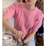 Fongt Korean Spring New Fashionable Twist Short Sleeve Sweater-Outfit