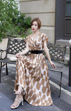 Fongt Light Luxury Retro Sleeveless V-Neck Print Dress Women's Summer Waists Thin Temperament Elegant Famous Dress