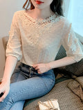 Embroidered Cotton Women's Blouse O Neck Short Sleeve Loose White Tops Summer Flowers Chiffon Shirts Fashion Blusas