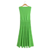 The Spring Of 2024, The New Women's Wear Autumn Green Shoulder-Wiped Dress-Outfit