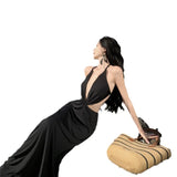 Fongt Pure Wind Deep V Hanging Neck Kinink Hollow Out Holiday Dress Temperament Goddess Van Dopamine Party Dress-Outfit