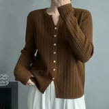 Fongt Design Sweater Coat Wearing Pure Autumn And Winter Korean 2025 Simple Knitted Bottom Shirt Temperament New