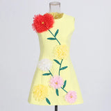 Fashion Personality Design Short Dress 2025 Summer New Three-Dimensional Flower Round Neckless Sleeves To The Waist Thin